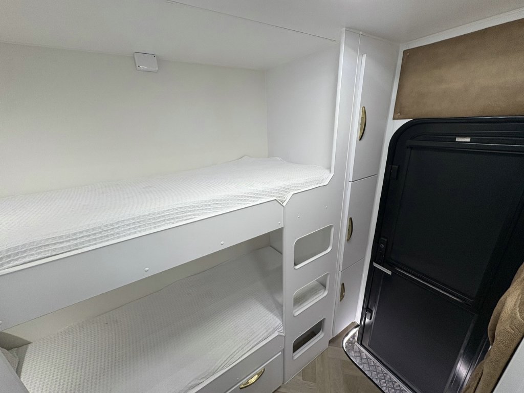 NEW 2026 LEADER CARAVANS GOLD LE CARAVAN 2 AXLE