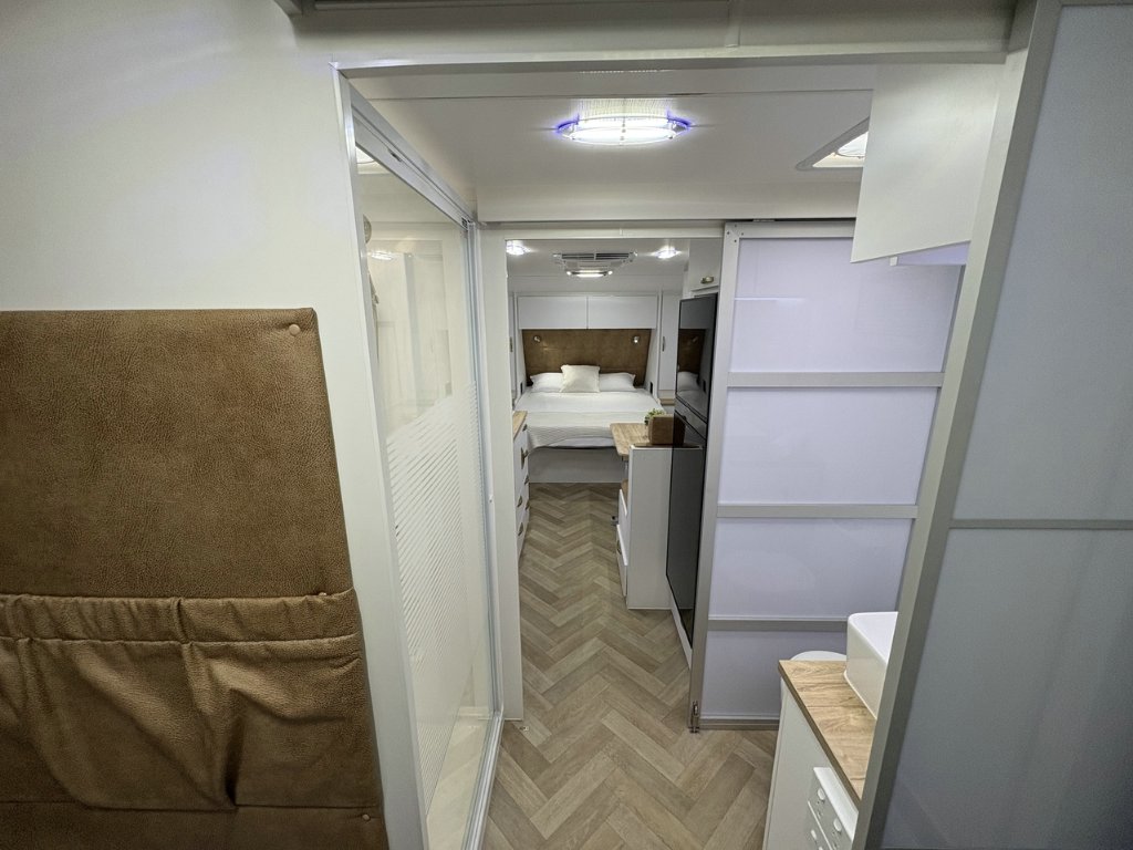 NEW 2026 LEADER CARAVANS GOLD LE CARAVAN 2 AXLE