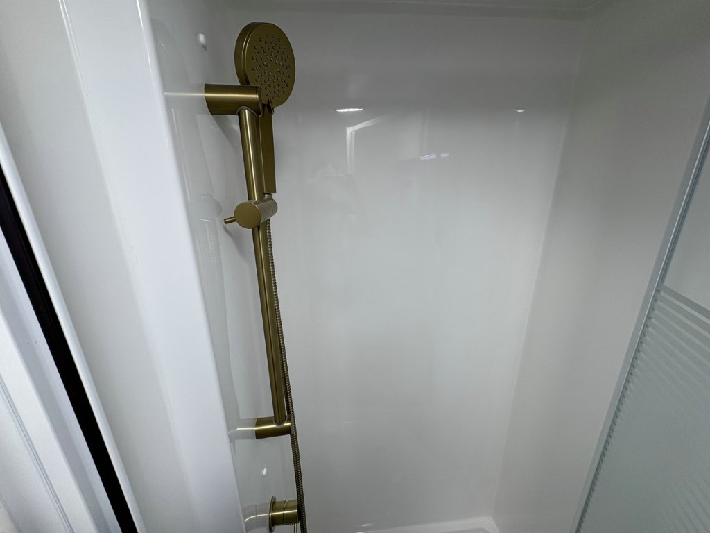 NEW 2026 LEADER CARAVANS GOLD LE 20K SERIES CARAVAN 2 AXLE