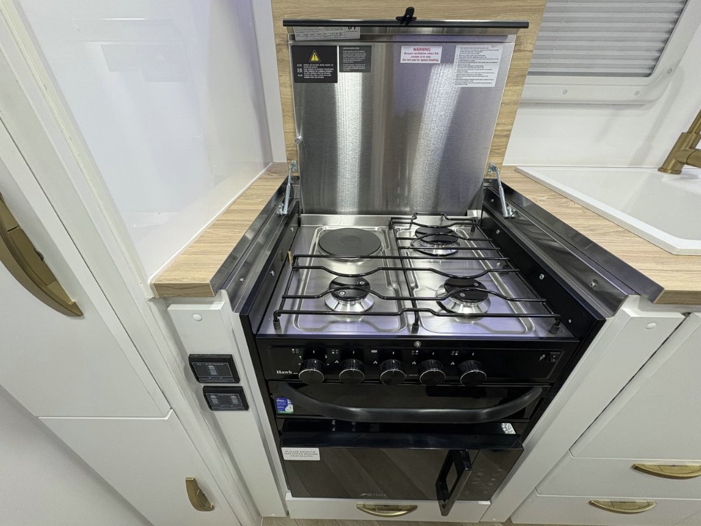 NEW 2026 LEADER CARAVANS GOLD LE 20K SERIES CARAVAN 2 AXLE