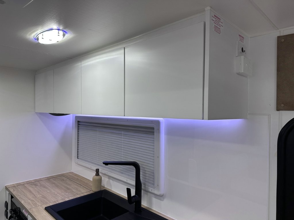 NEW 2026 LEADER CARAVANS GOLD LE CARAVAN 2 AXLE