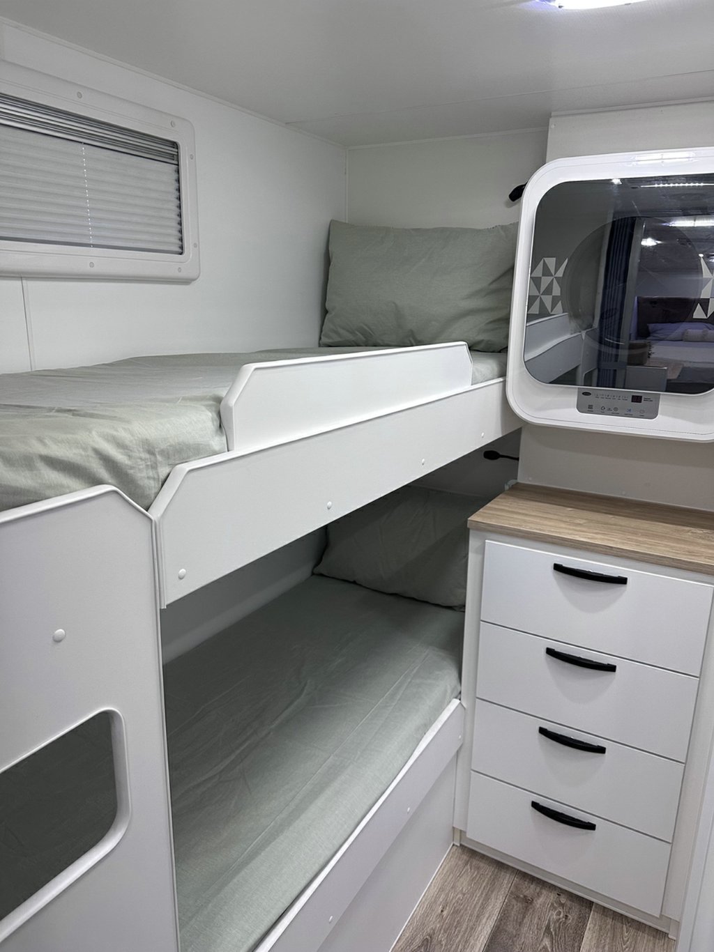 NEW 2026 LEADER CARAVANS GOLD LE CARAVAN 2 AXLE