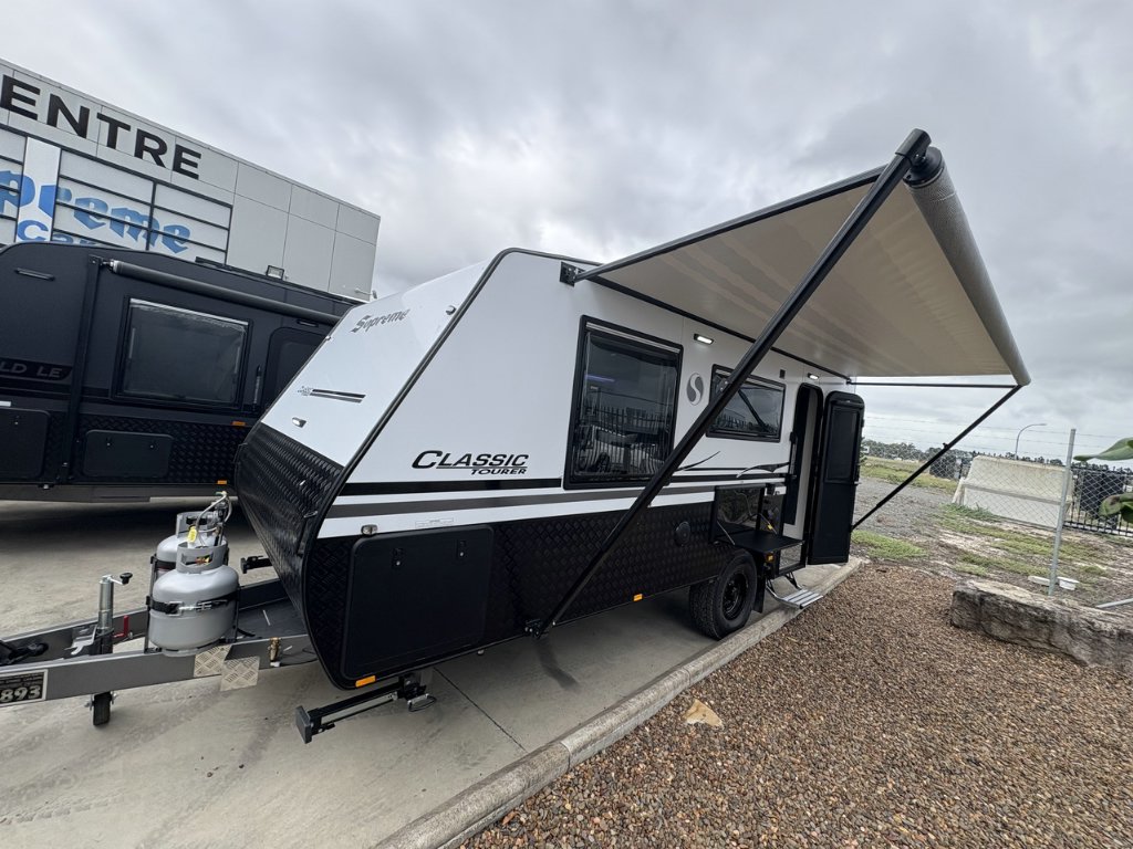 NEW 2026 SUPREME CLASSIC TOURER CARAVAN 1 AXLE