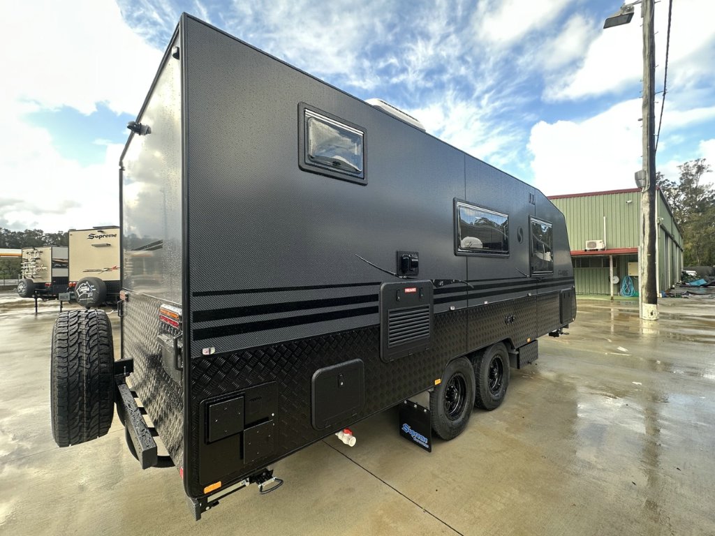 NEW 2026 SUPREME CLASSIC TOURER CARAVAN 2 AXLE