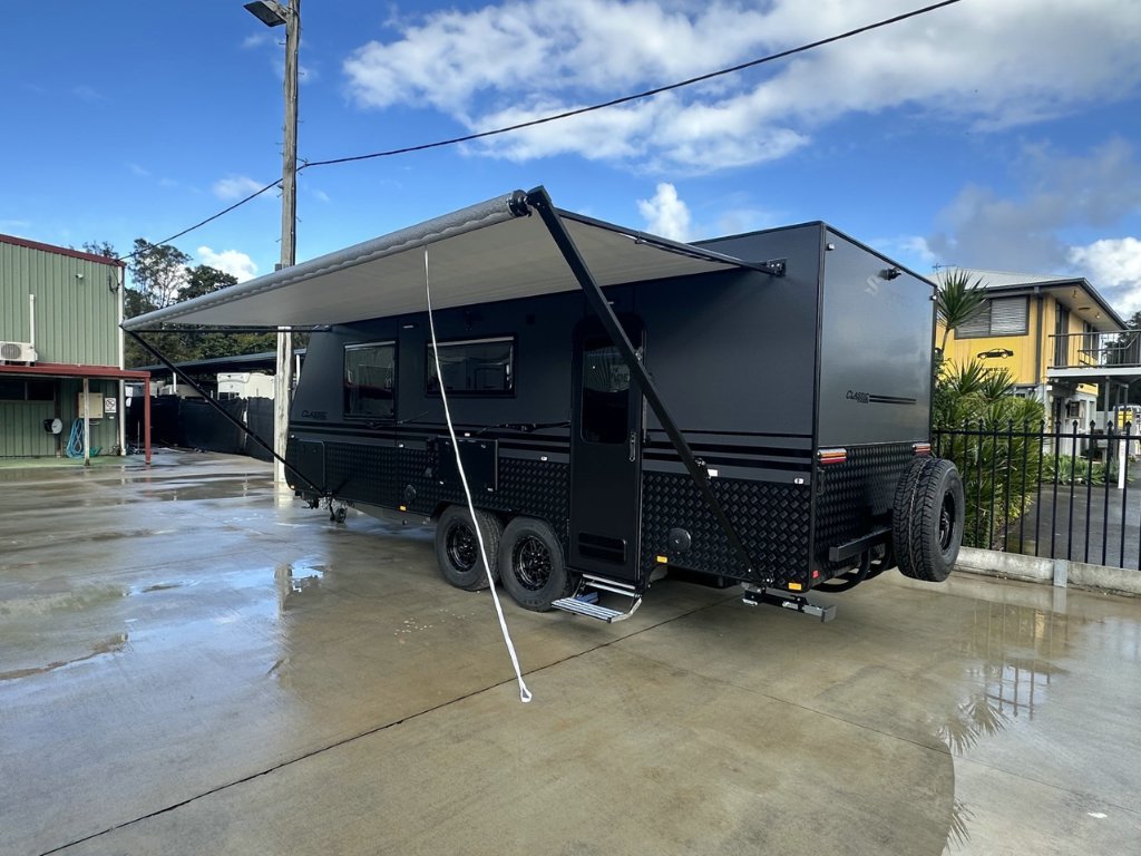 NEW 2026 SUPREME CLASSIC TOURER CARAVAN 2 AXLE