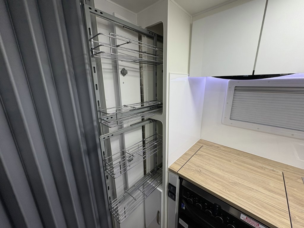 NEW 2026 LEADER CARAVANS GOLD LE CARAVAN 2 AXLE