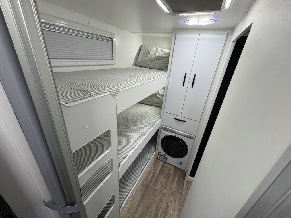 NEW 2026 LEADER CARAVANS GOLD LE CARAVAN 2 AXLE