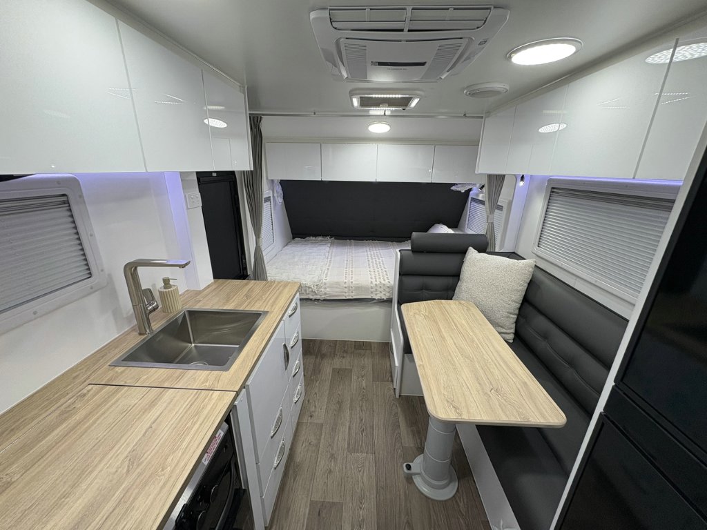 NEW 2026 LEADER CARAVANS GOLD LE CARAVAN 2 AXLE