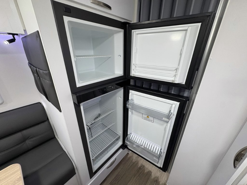 NEW 2026 LEADER CARAVANS GOLD LE CARAVAN 2 AXLE