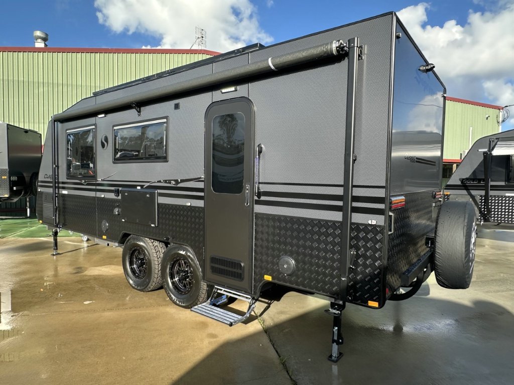 NEW 2026 SUPREME CLASSIC TOURER CARAVAN 2 AXLE
