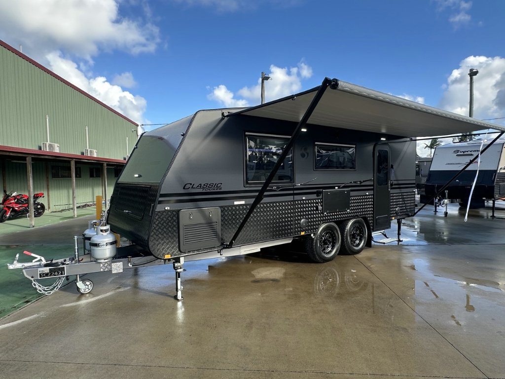 NEW 2026 SUPREME CLASSIC TOURER CARAVAN 2 AXLE