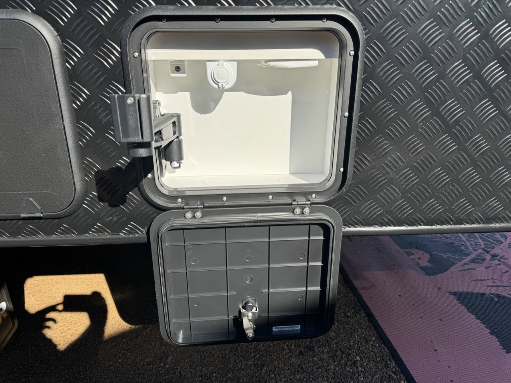 NEW 2026 LEADER CARAVANS GOLD LE CARAVAN 2 AXLE