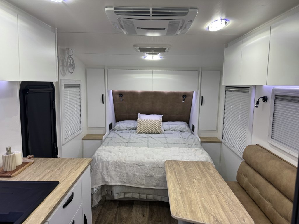 NEW 2026 LEADER CARAVANS GOLD LE CARAVAN 2 AXLE