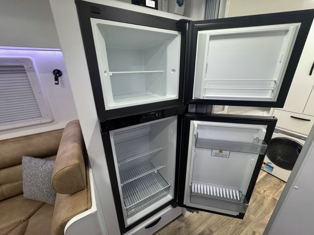 NEW 2026 LEADER CARAVANS GOLD LE CARAVAN 2 AXLE