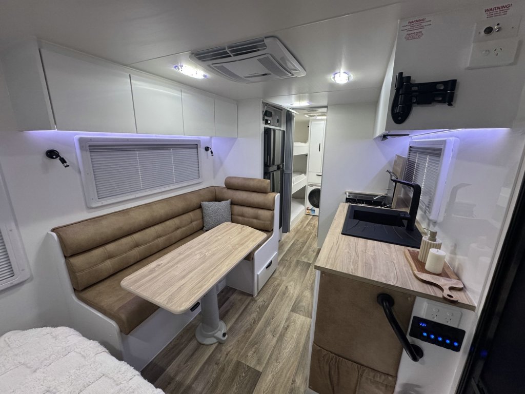NEW 2026 LEADER CARAVANS GOLD LE CARAVAN 2 AXLE