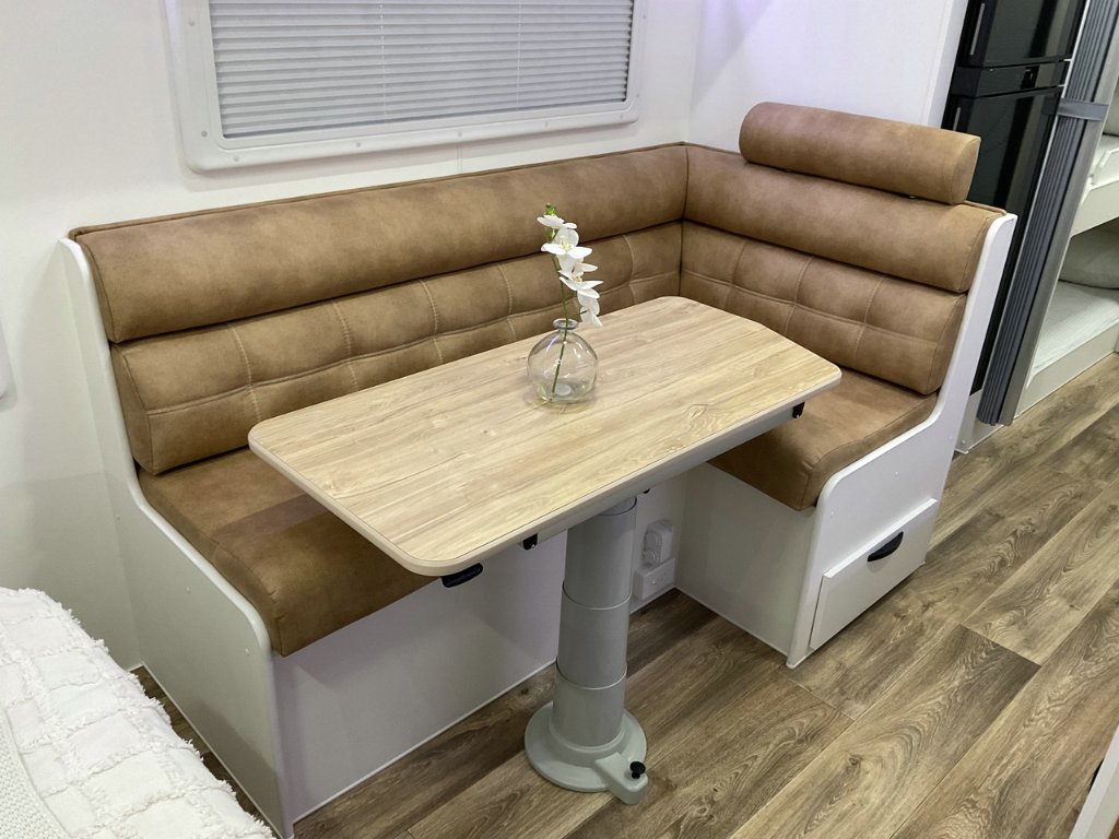 NEW 2026 LEADER CARAVANS GOLD LE CARAVAN 2 AXLE