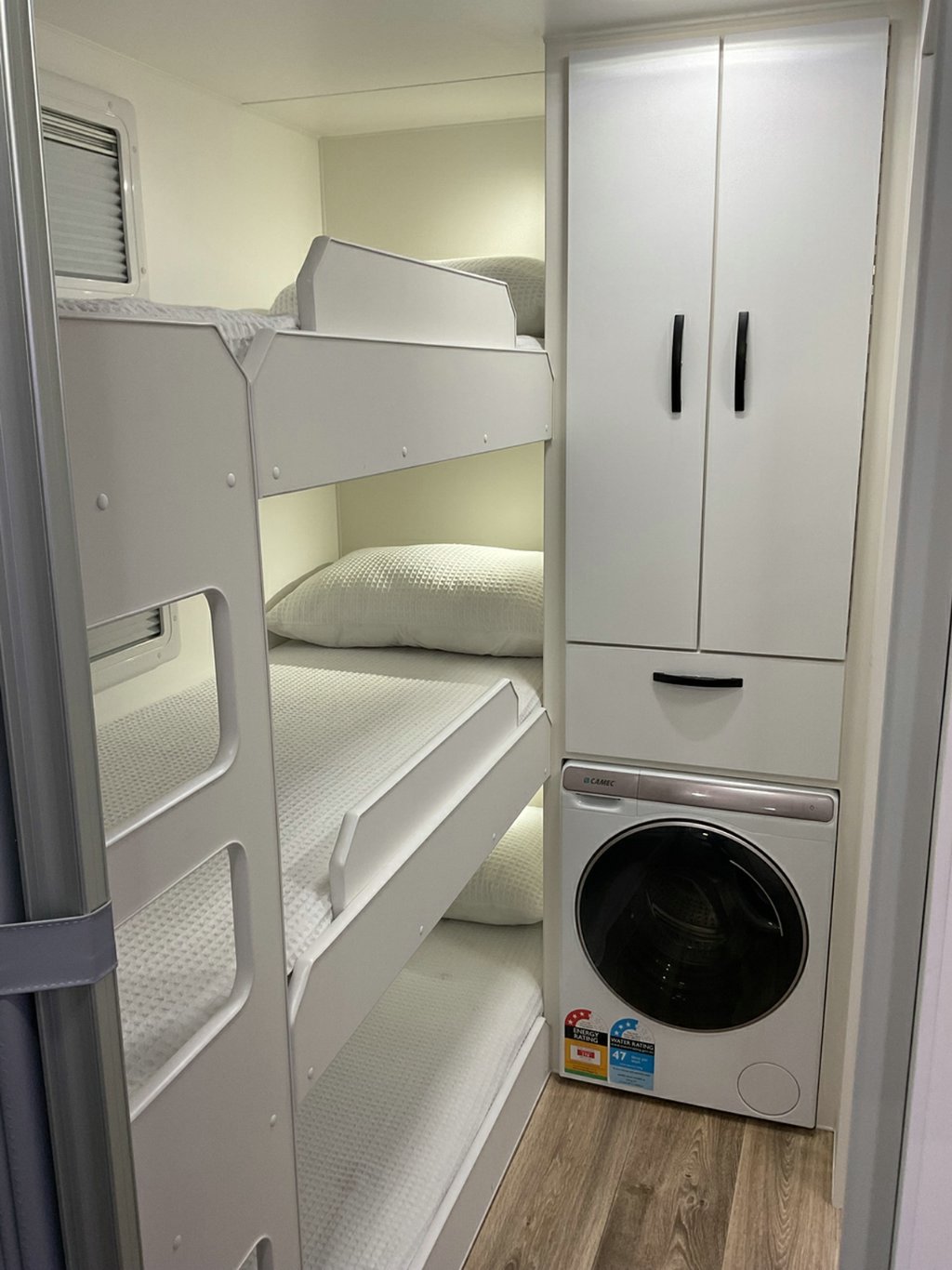 NEW 2026 LEADER CARAVANS GOLD LE CARAVAN 2 AXLE