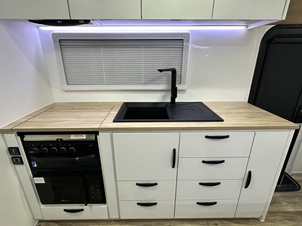 NEW 2026 LEADER CARAVANS GOLD LE CARAVAN 2 AXLE