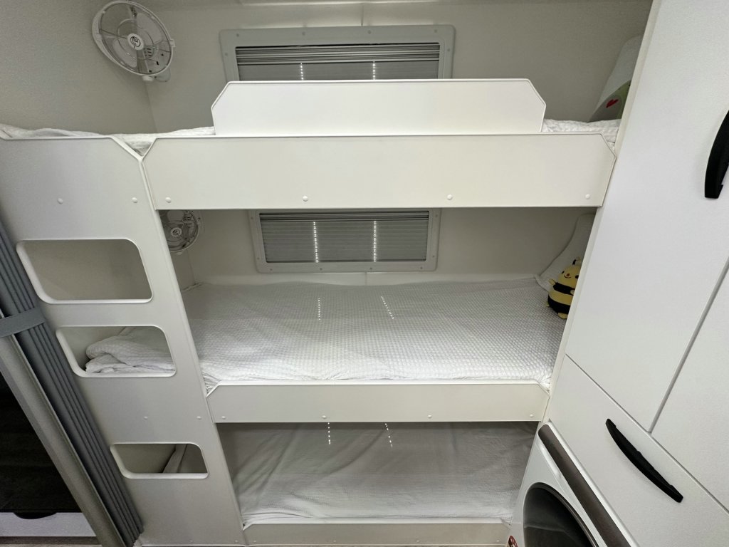 NEW 2026 LEADER CARAVANS GOLD LE CARAVAN 2 AXLE
