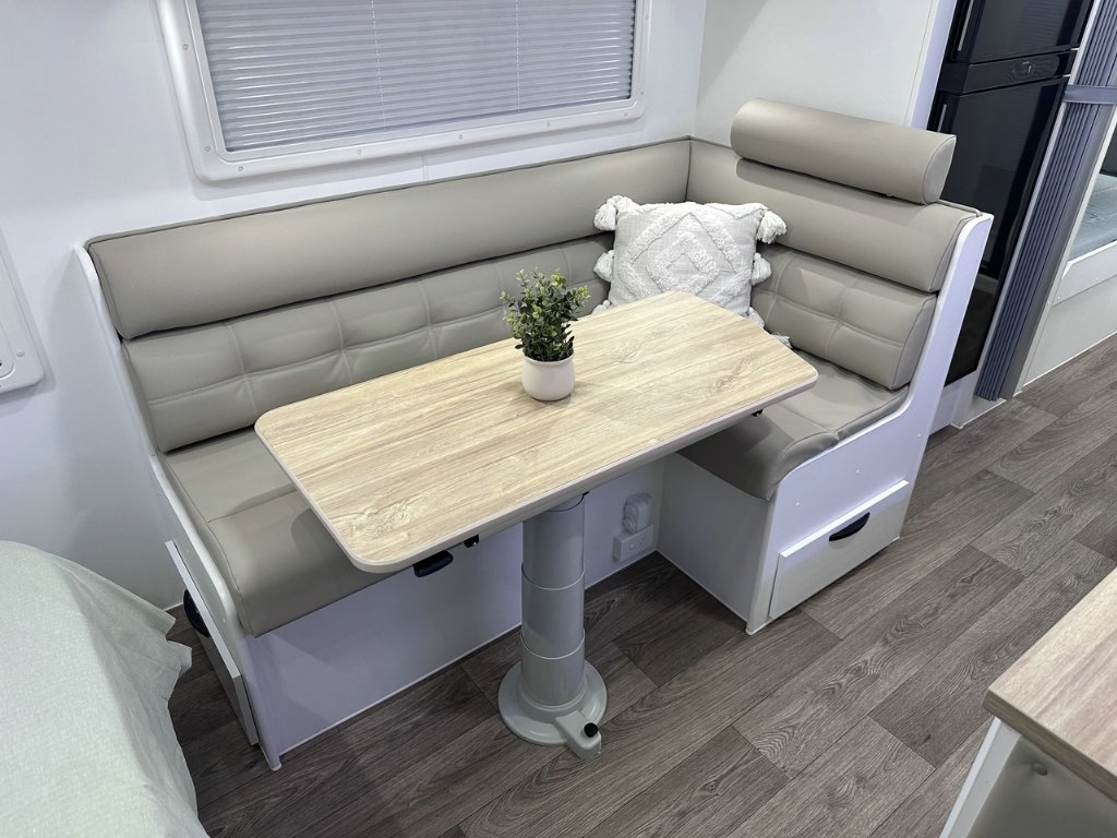 NEW 2026 LEADER CARAVANS GOLD LE CARAVAN 2 AXLE