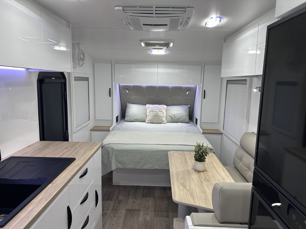 NEW 2026 LEADER CARAVANS GOLD LE CARAVAN 2 AXLE