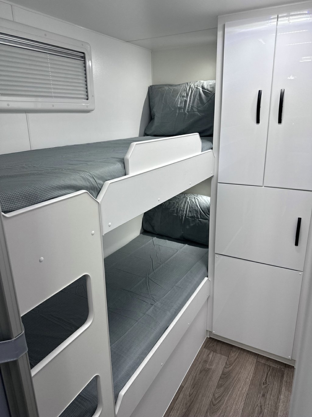 NEW 2026 LEADER CARAVANS GOLD LE CARAVAN 2 AXLE