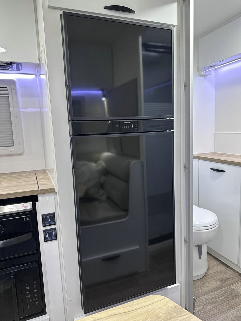 NEW 2026 SUPREME CLASSIC TOURER CARAVAN 1 AXLE