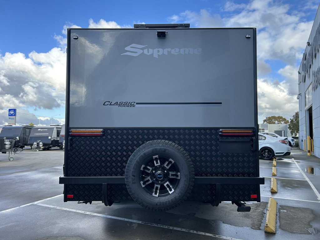 NEW 2026 SUPREME CLASSIC TOURER CARAVAN 1 AXLE