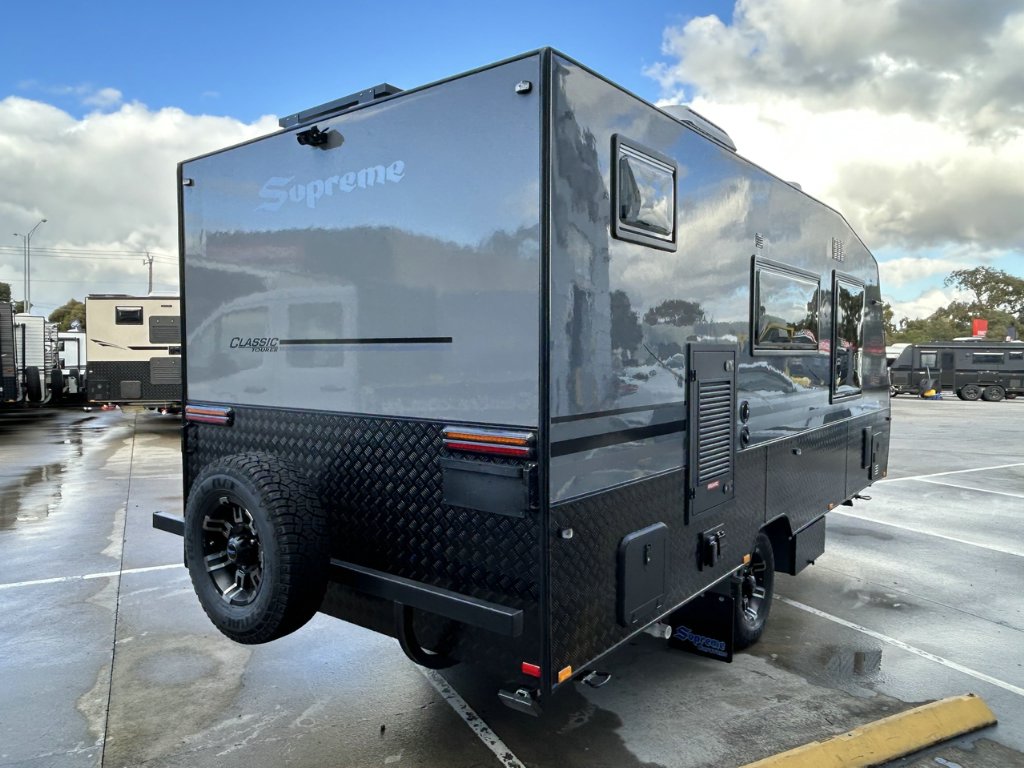 NEW 2026 SUPREME CLASSIC TOURER CARAVAN 1 AXLE