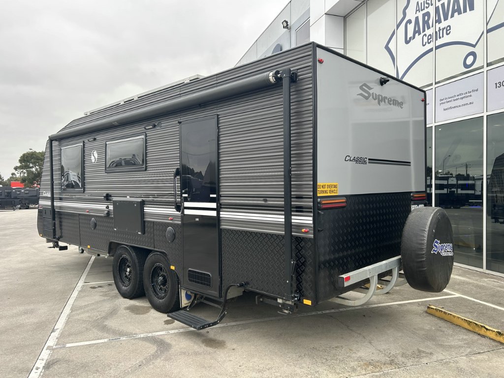 USED 2022 SUPREME CLASSIC TOURER CARAVAN 2 AXLE