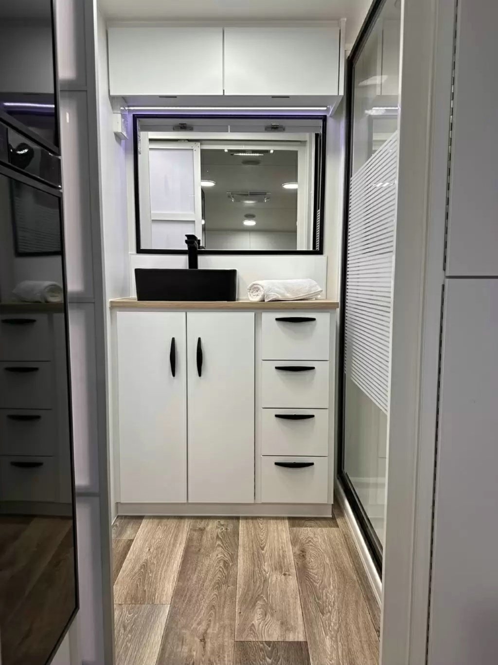 NEW 2026 SUPREME CLASSIC TOURER CARAVAN 2 AXLE