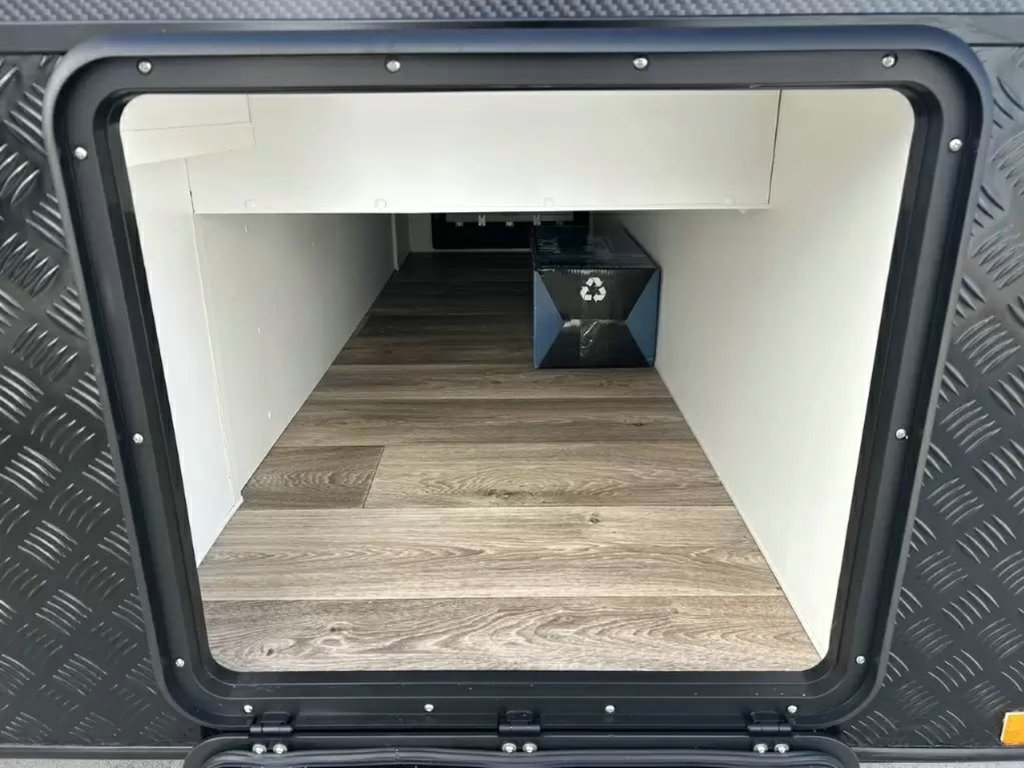 NEW 2026 SUPREME CLASSIC TOURER CARAVAN 2 AXLE