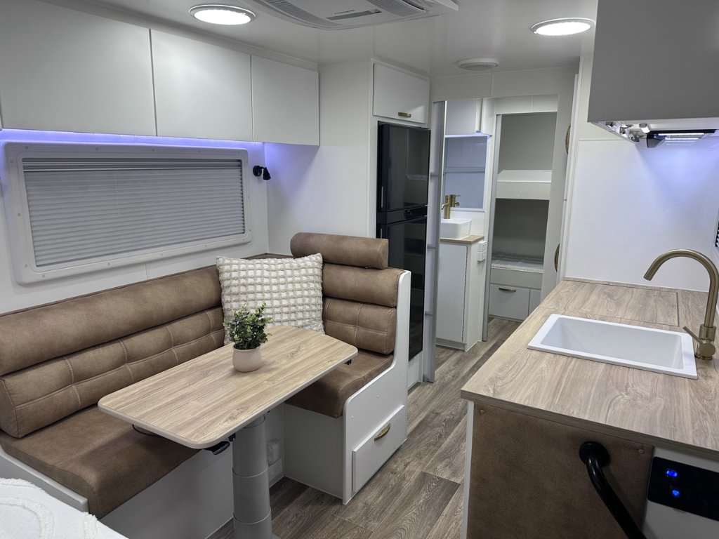NEW 2026 LEADER CARAVANS GOLD LE CARAVAN 2 AXLE
