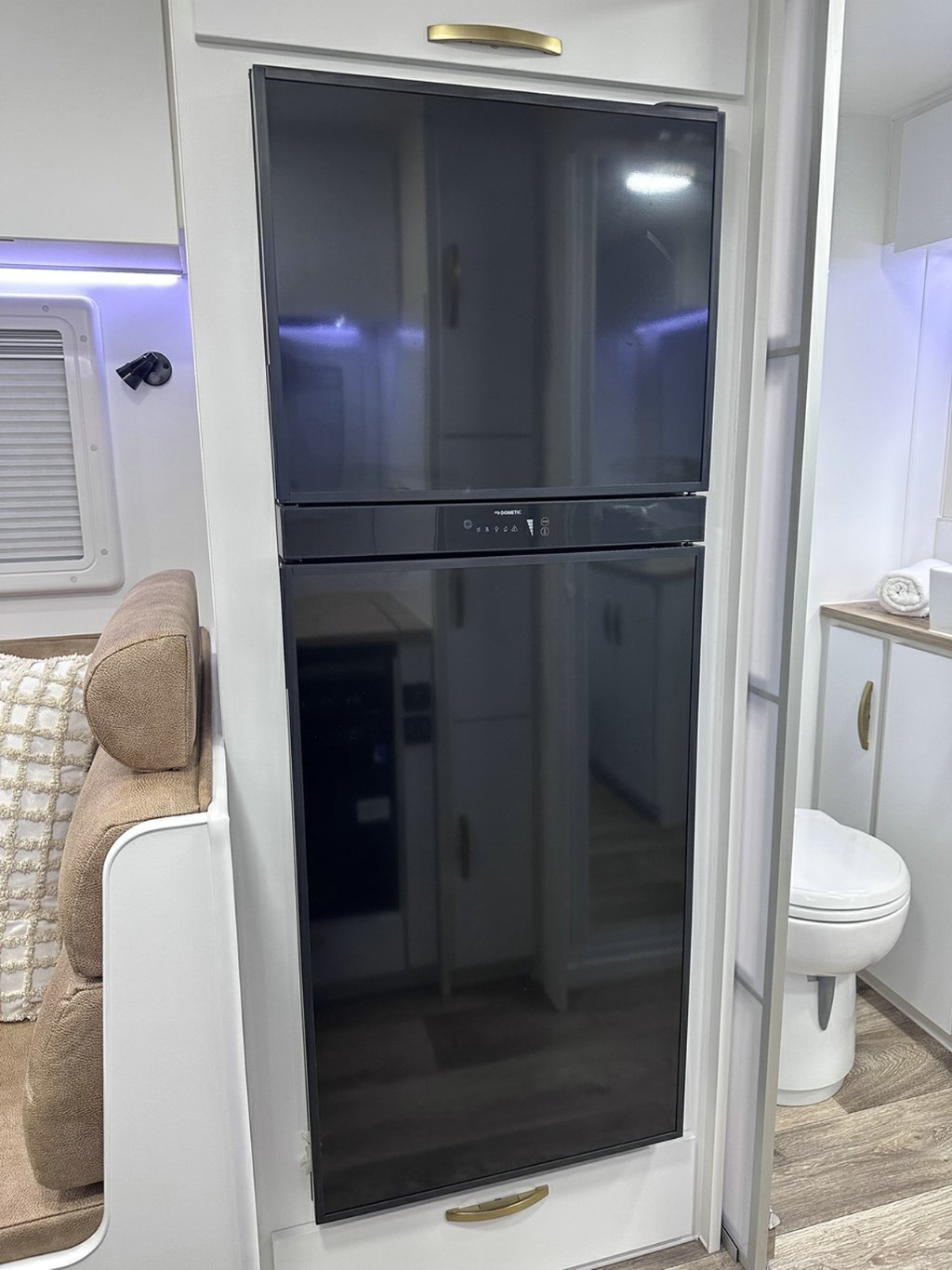 NEW 2026 LEADER CARAVANS GOLD LE CARAVAN 2 AXLE