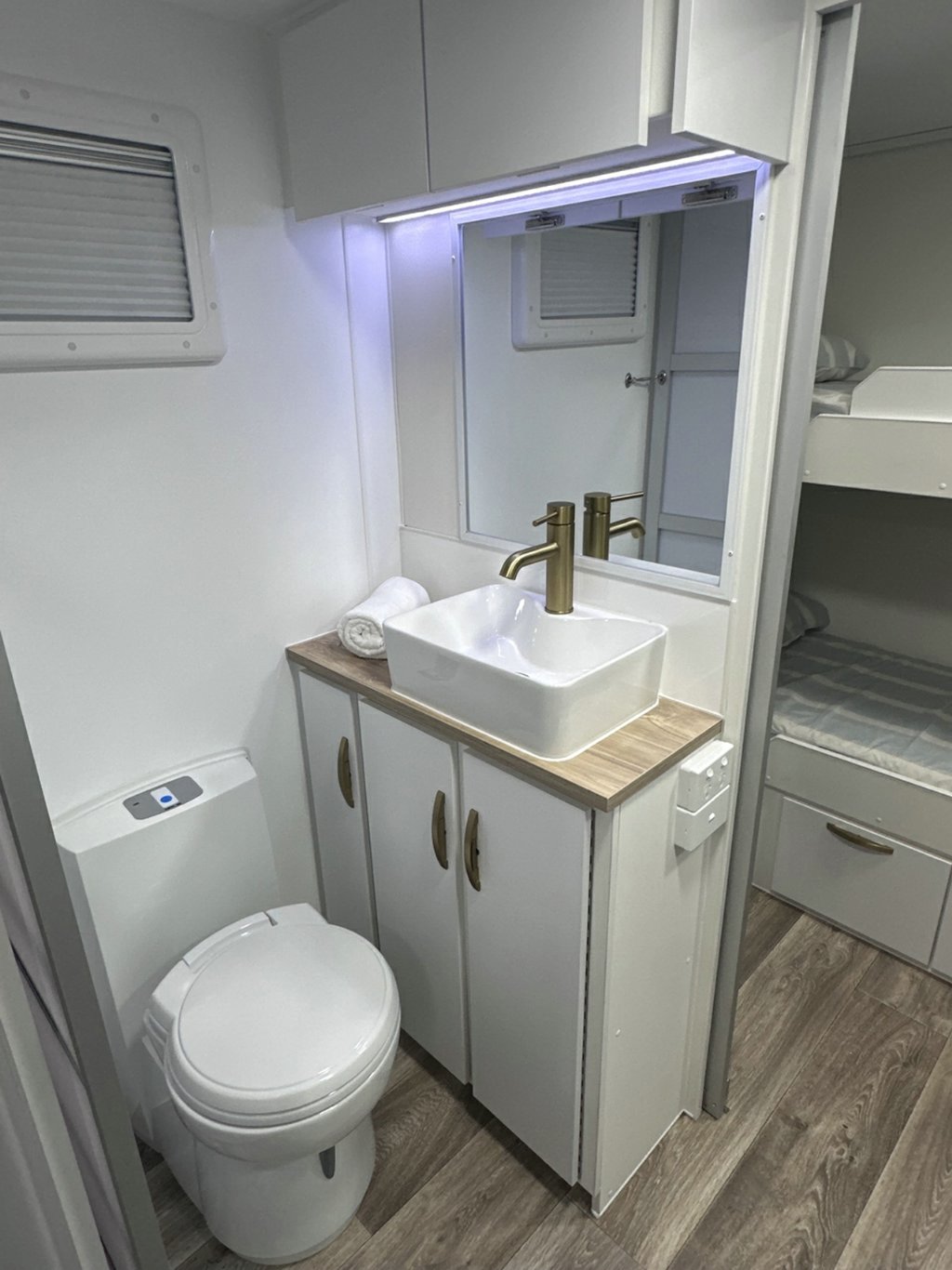 NEW 2026 LEADER CARAVANS GOLD LE CARAVAN 2 AXLE