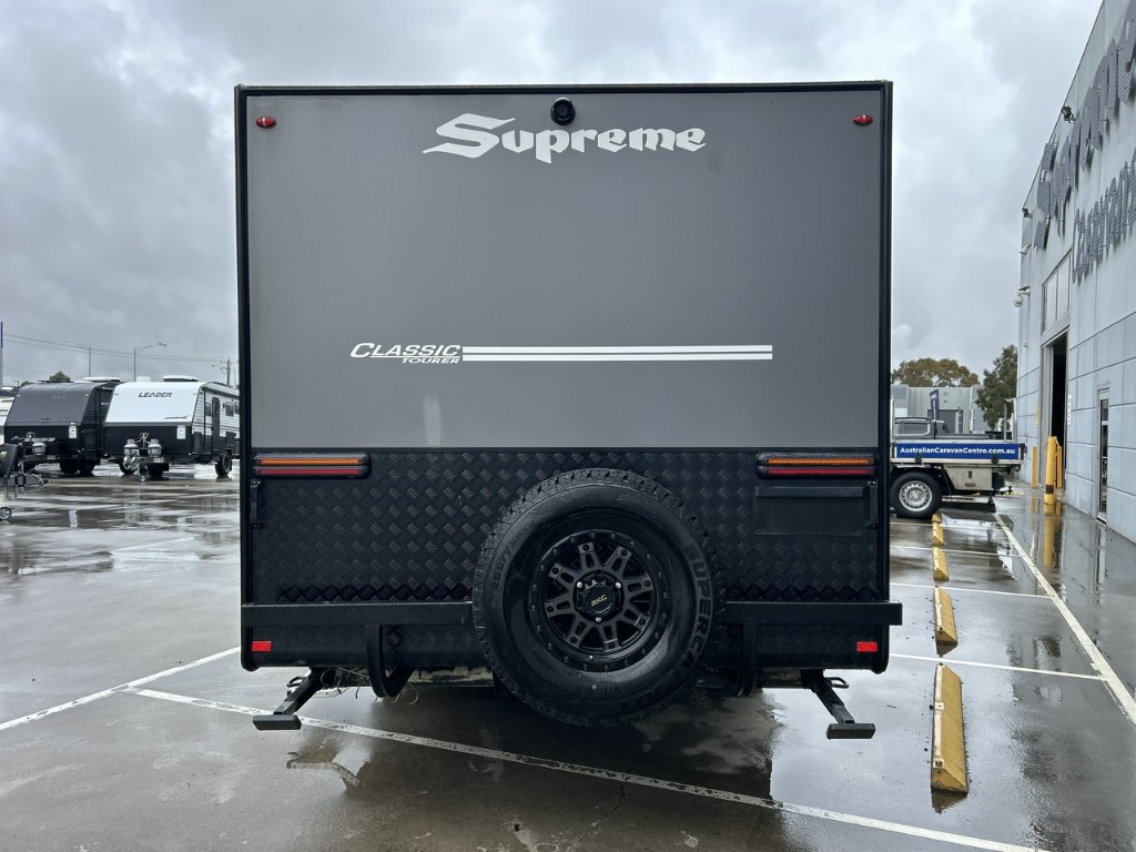 USED 2024 SUPREME CLASSIC TOURER CARAVAN 2 AXLE
