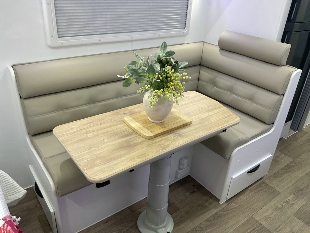 NEW 2026 LEADER CARAVANS GOLD LE CARAVAN 2 AXLE