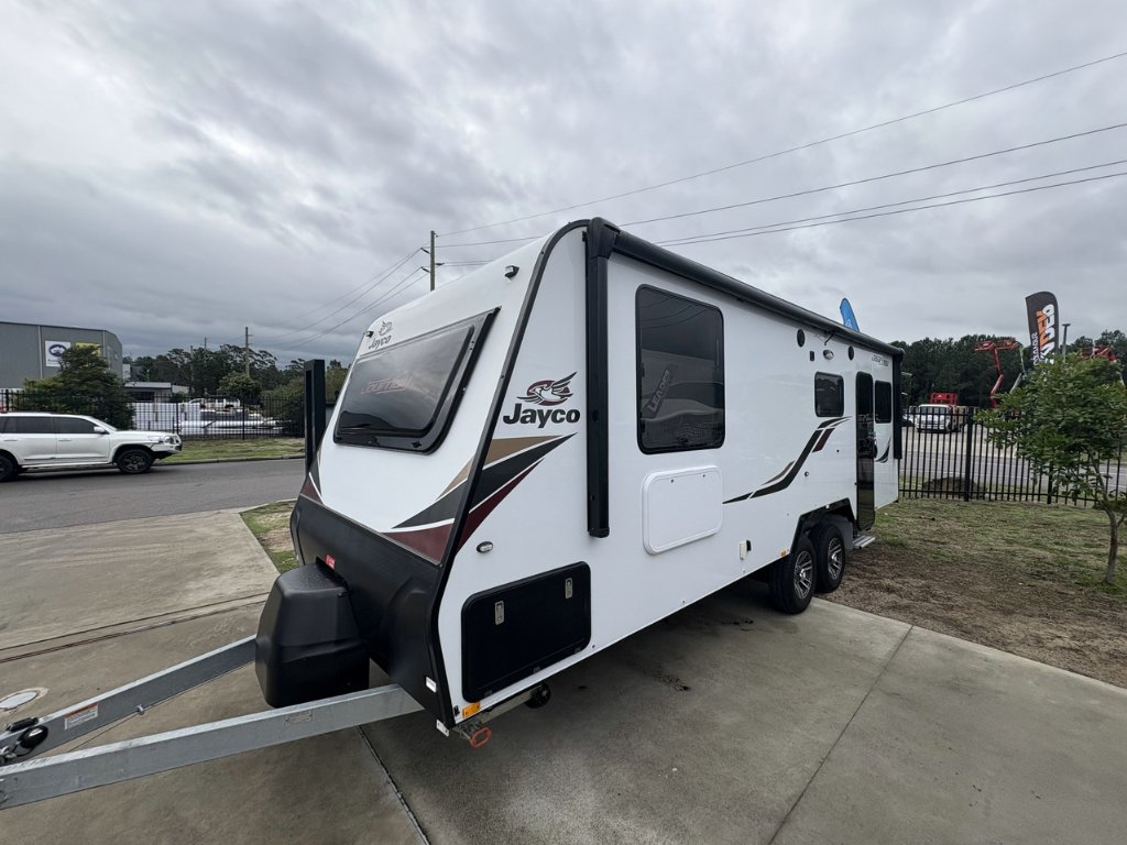 USED 2023 JAYCO JOURNEY CARAVAN 2 AXLE