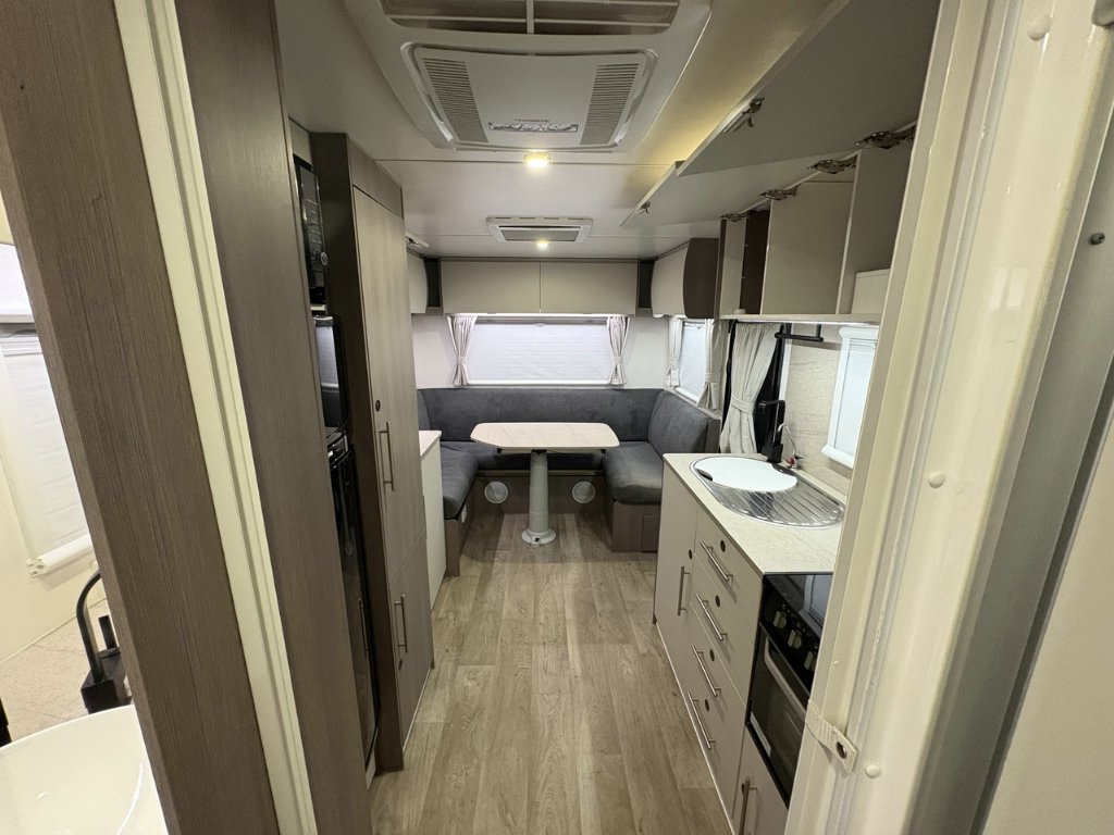USED 2023 JAYCO JOURNEY CARAVAN 2 AXLE