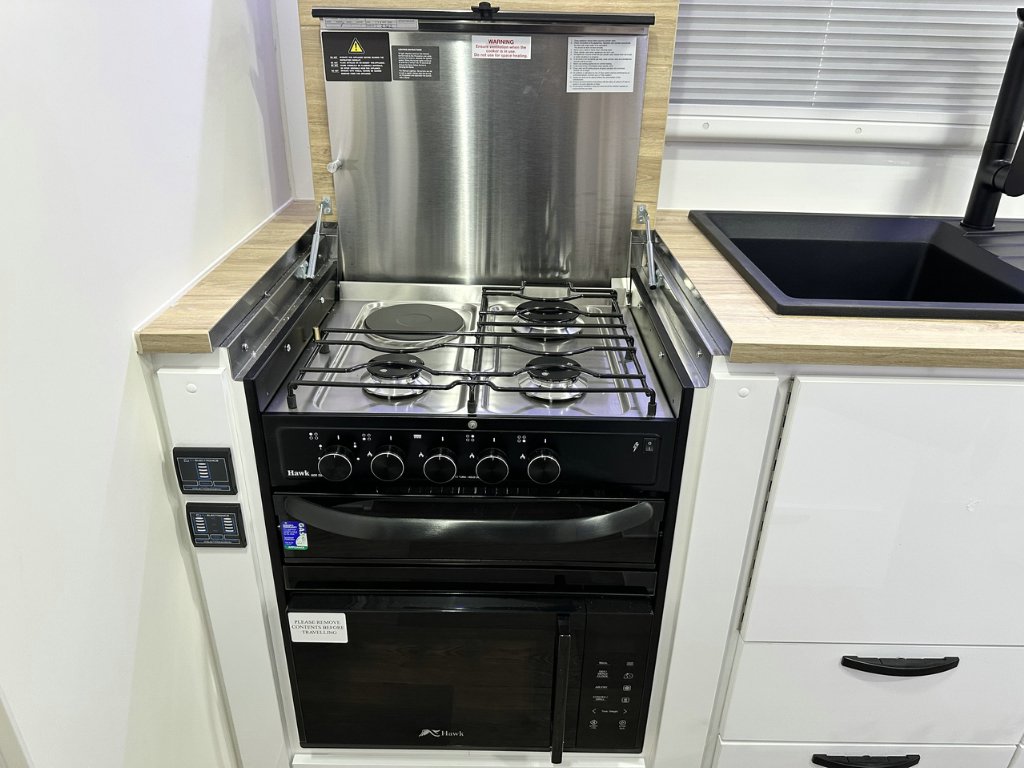 NEW 2026 LEADER CARAVANS GOLD LE CARAVAN 2 AXLE
