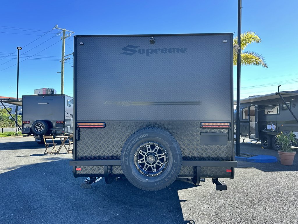NEW 2026 SUPREME CLASSIC TOURER CARAVAN 2 AXLE