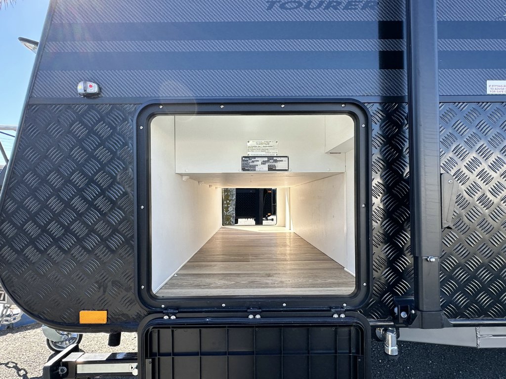 NEW 2026 SUPREME CLASSIC TOURER CARAVAN 2 AXLE