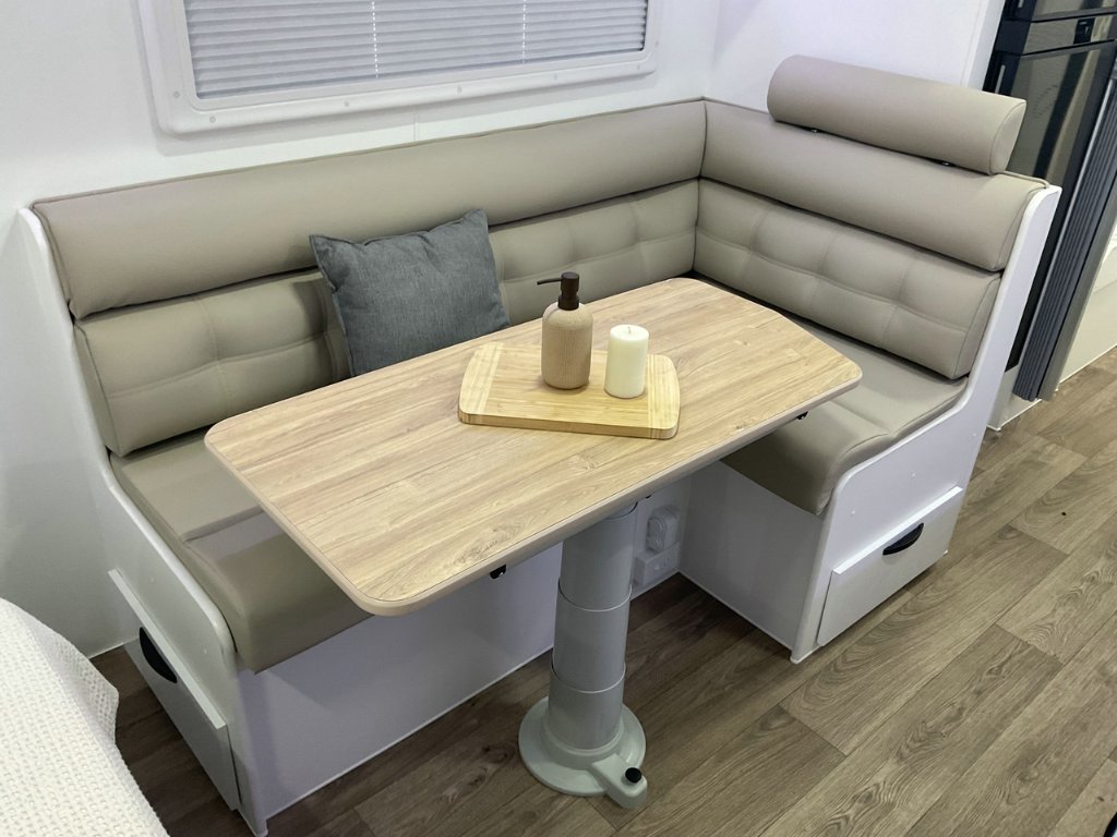 NEW 2026 LEADER CARAVANS GOLD LE CARAVAN 2 AXLE