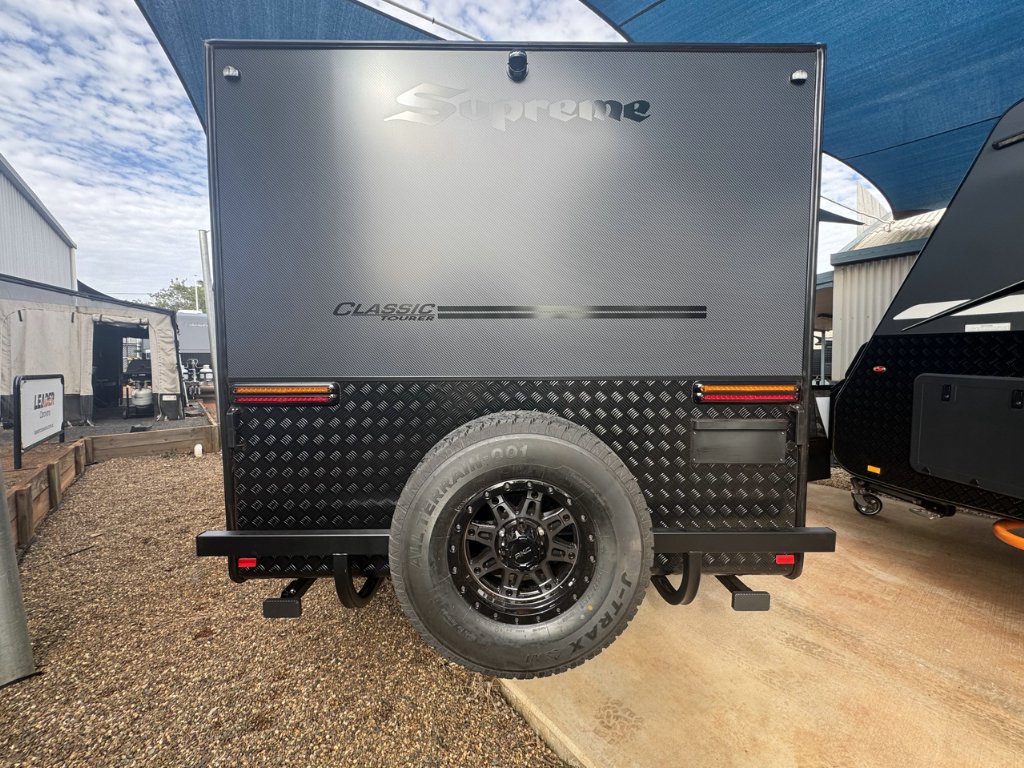 NEW 2026 SUPREME CLASSIC TOURER CARAVAN 2 AXLE