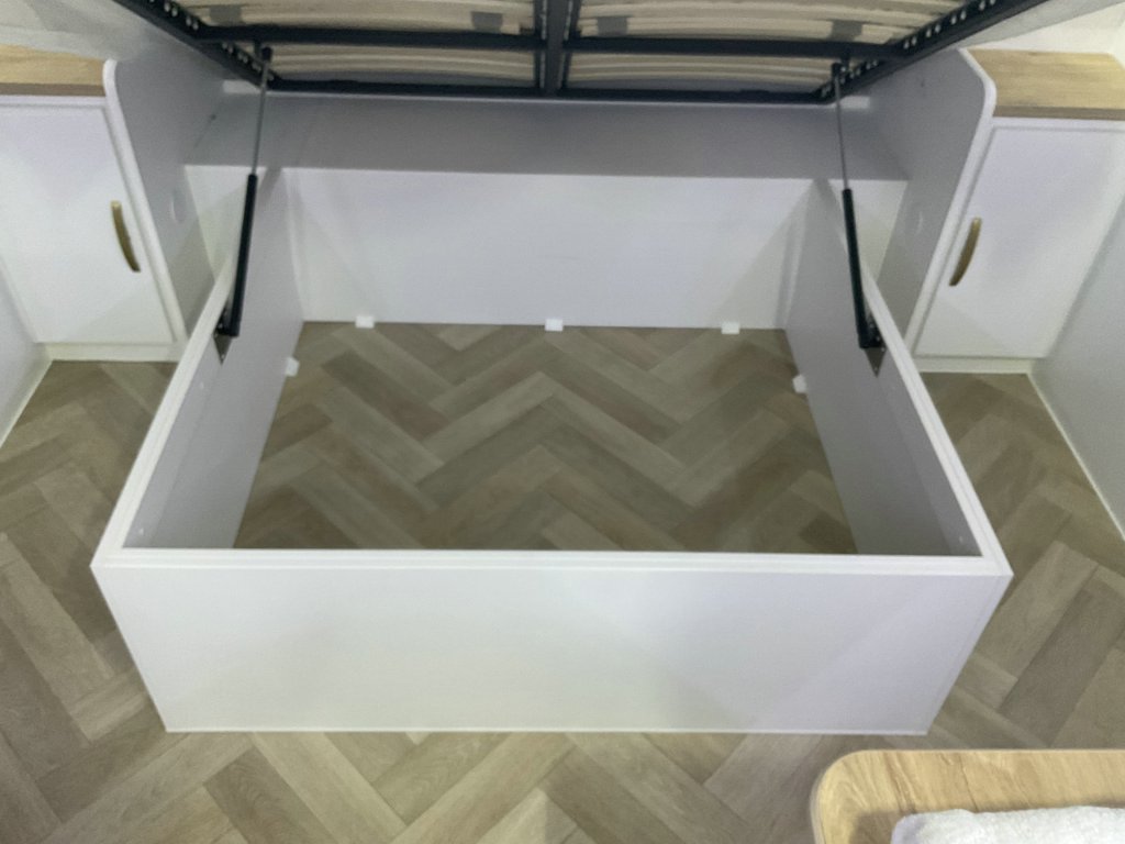 NEW 2026 LEADER CARAVANS GOLD LE DIRT ROADER CARAVAN 2 AXLE
