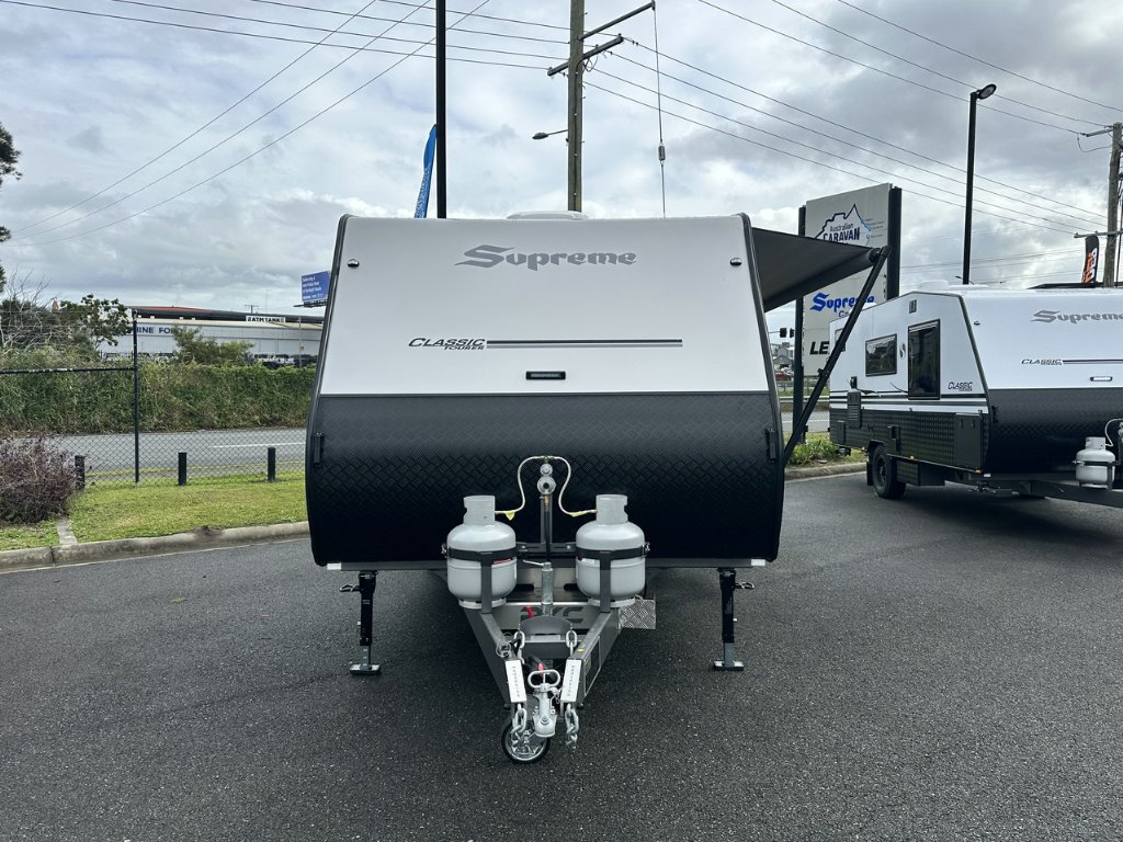 NEW 2026 SUPREME CLASSIC TOURER CARAVAN 1 AXLE