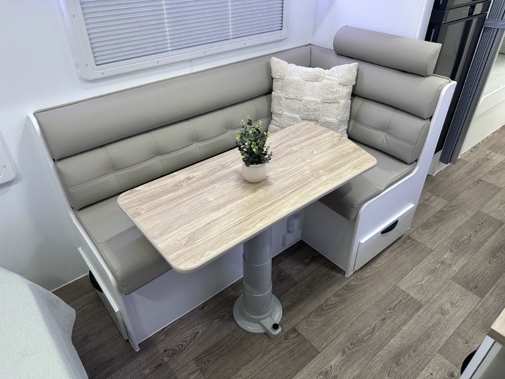 NEW 2026 LEADER CARAVANS GOLD LE CARAVAN 2 AXLE