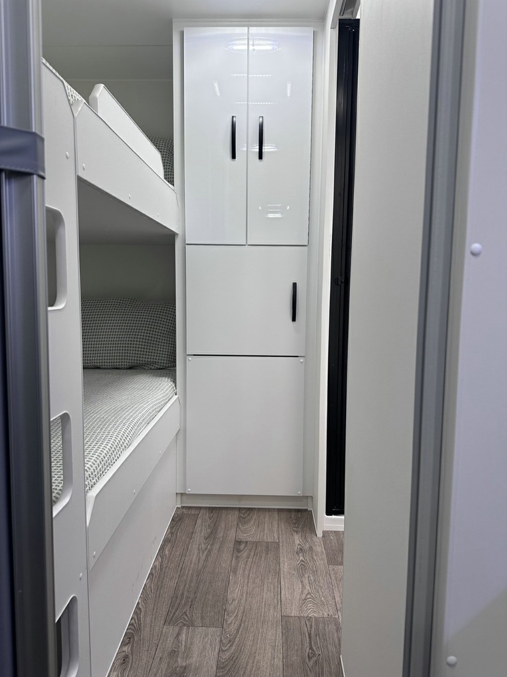 NEW 2026 LEADER CARAVANS GOLD LE CARAVAN 2 AXLE