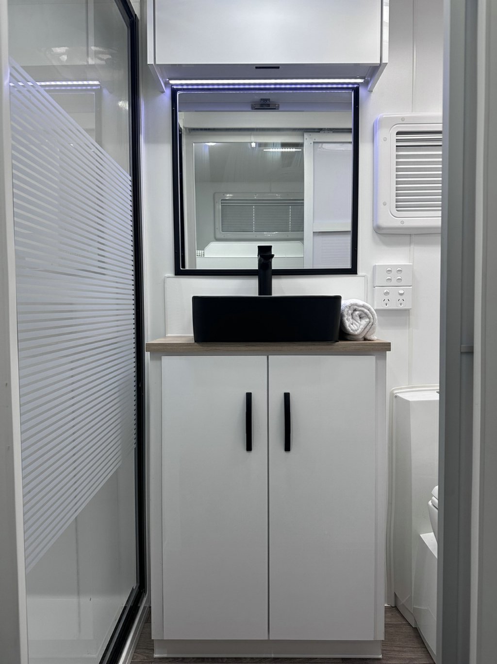 NEW 2026 LEADER CARAVANS GOLD LE CARAVAN 2 AXLE