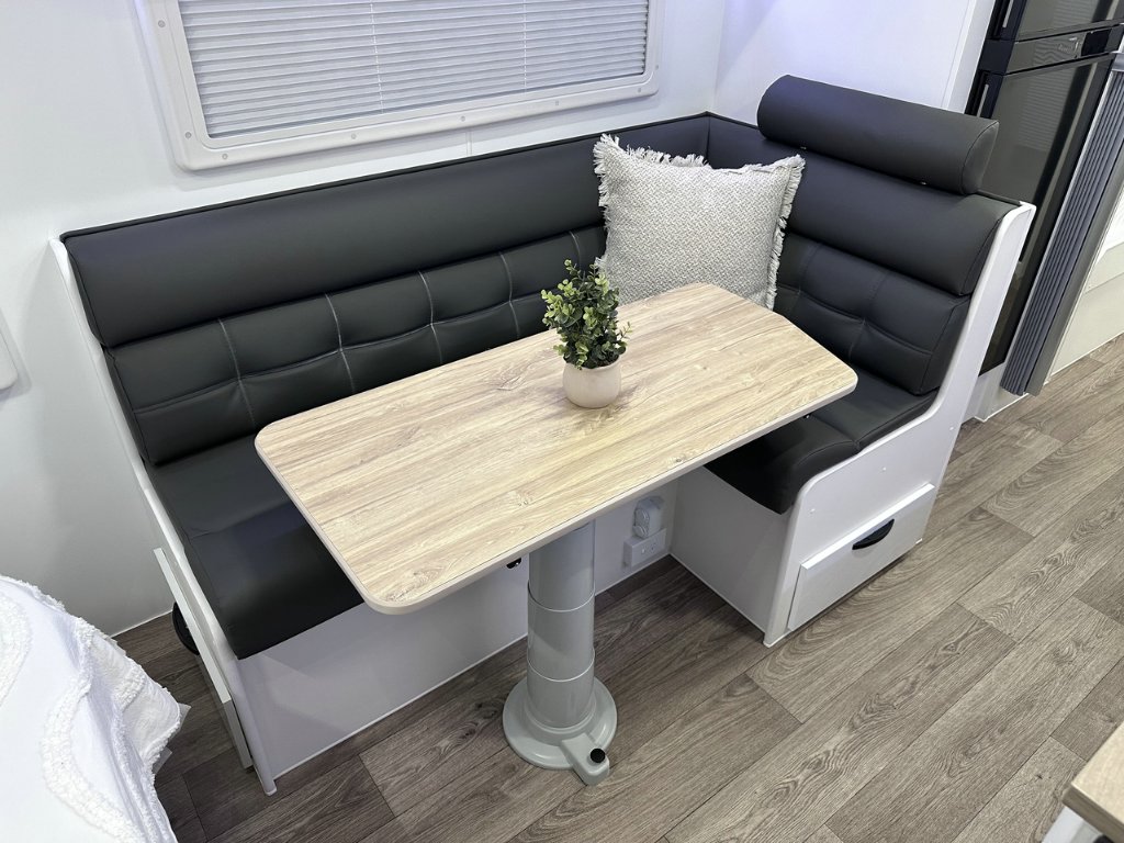 NEW 2026 LEADER CARAVANS GOLD LE CARAVAN 2 AXLE